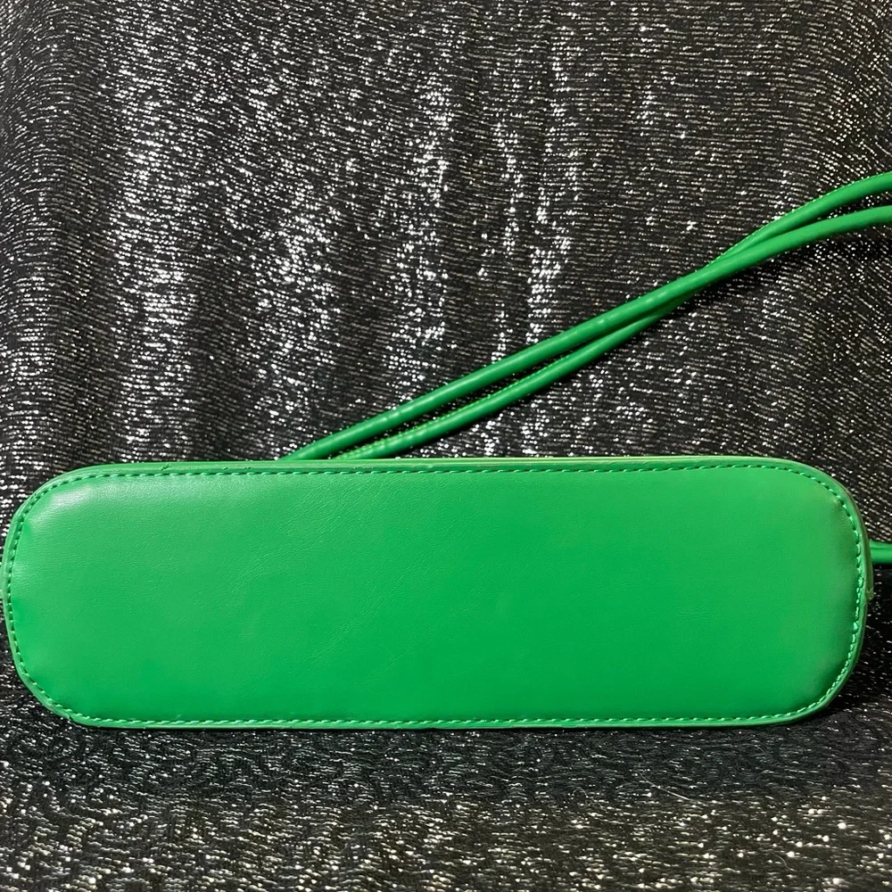 Green Knot-Handle Shoulder Bag - Picture 9 of 9